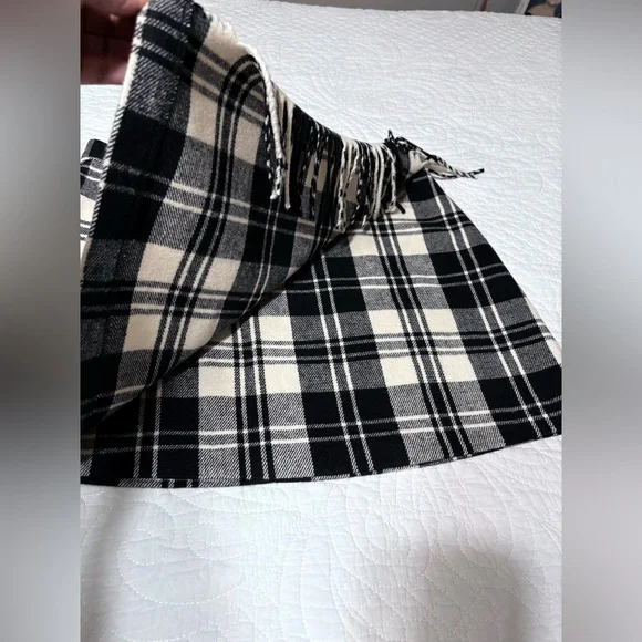 NWT - Antonio Melani Plaid Black and Cream Women's Mini Skirt - Picture 6 of 16